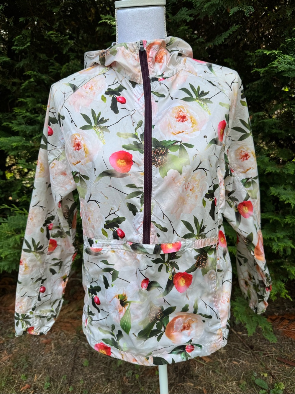 Oiselle April Showers Anorak | Like New | Small | Half Zip | Hood | Zip Pocket